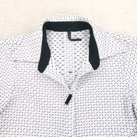 IC By Connie K Toggle Button Up Long Sleeve Shirt Womens Size Medium White Black - Picture 6 of 9